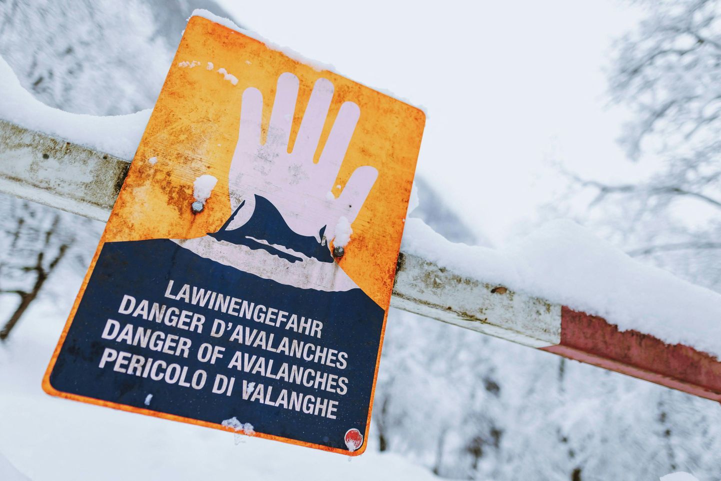 Brīdinājums par lavīnām Austrijā.