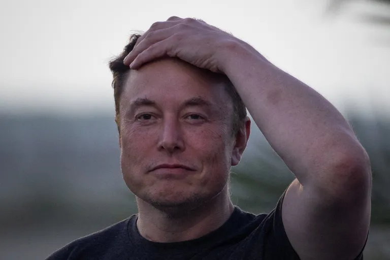 Глава SpaceX Илон Маск на космической базе SpaceX в Браунсвилле, штат Техас, США, 25 августа 2022 года.