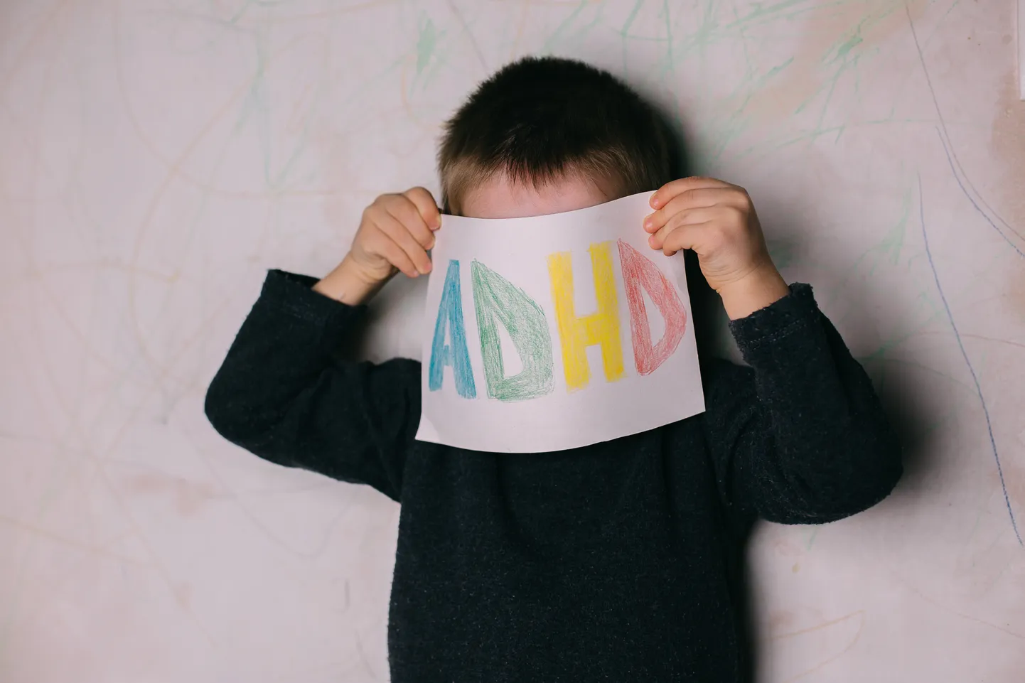 Aktiivsus- ja tähelepanuhäire lühemaks variandiks on ingliskeelses kirjanduses ADHD.