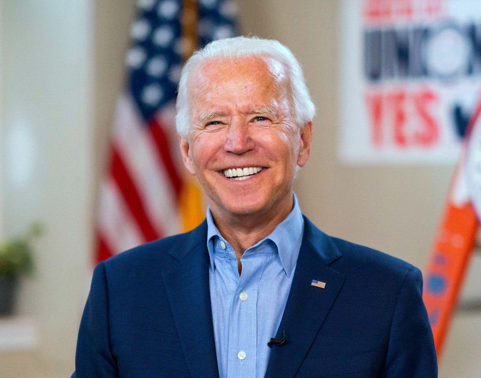 Wisconsini ja Arizona osariikides kinnitati esmaspäeval pärast häälte osalist ülelugemist ametlikult demokraat Joe Bideni valimisvõitu.