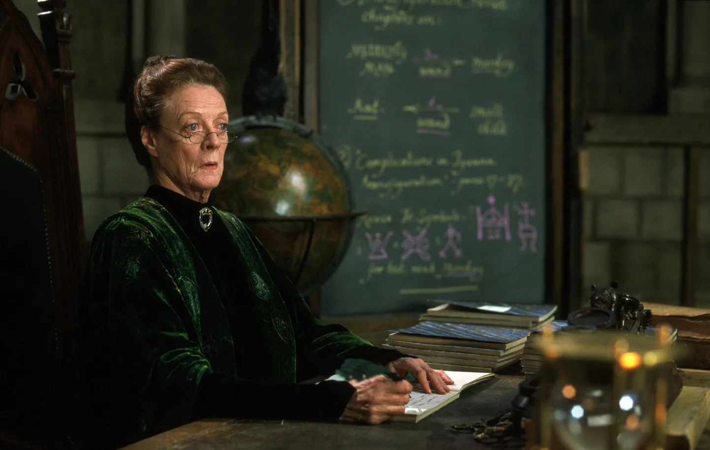 Maggie Smith
Harry Potter and the Sorcerer's Stone (2001) 
*Filmstill - Editorial Use Only*
CAP/RFS
Image supplied by Capital Pictures