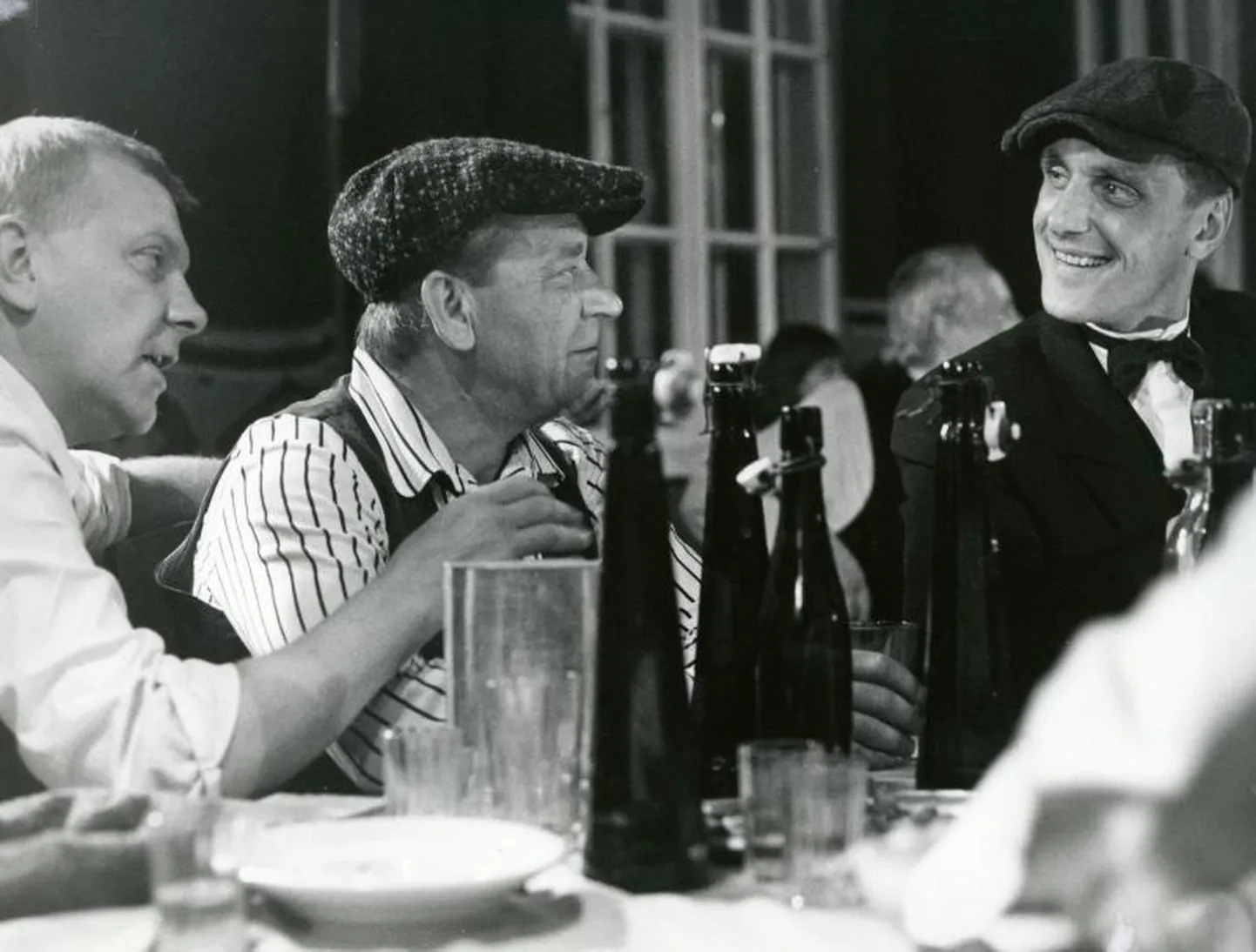 Tõnu Kark Hardi Volmeri filmis «Tulivesi» (1994).