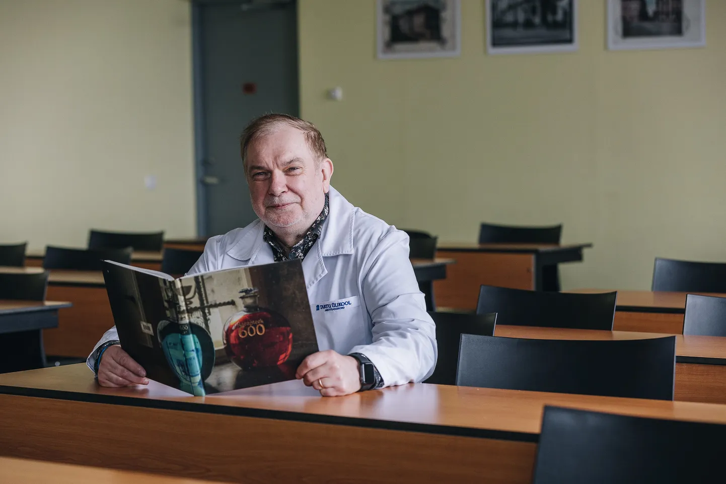 Ain Raal raamatuga «Raeapteek 600».