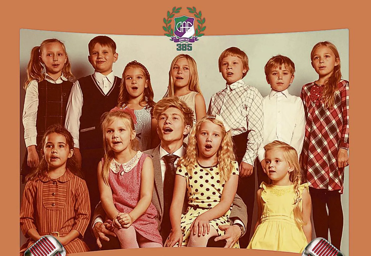 Gustav Adolfi gümnaasium sättis praegusaja lapsed pildile 1970. aastatel tehtud “Entel-tenteli” plaadi originaalümbrise järgi. Pärnu kontserdil teevad kaasa kohalikud laululapsedki.