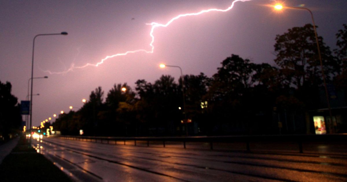 Sindis tabas välk elamu antenni
