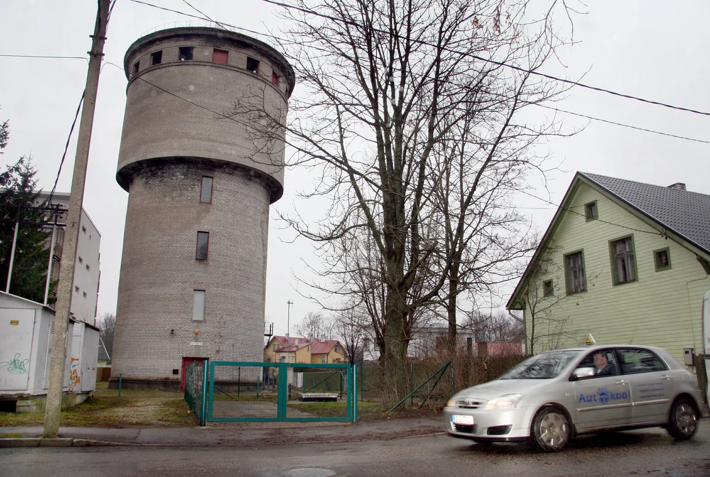Suur-Sepa 13 kinnistul asub veetorn.