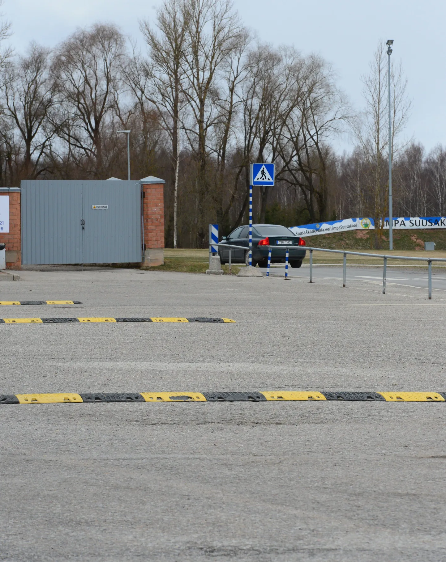 Linn lisab liikluskünniseid kohtadesse, kus juhid tikuvad muidu liiklusreegleid eirama. Üks uus künnis on kavandatud Tähtvere spordipargi kõrvale, kus on suusamajake. Parkla on juba künniseid täis driftijate takistamiseks.