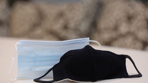 V Latviji se je rahlo zmanjšala pojavnost COVID-19