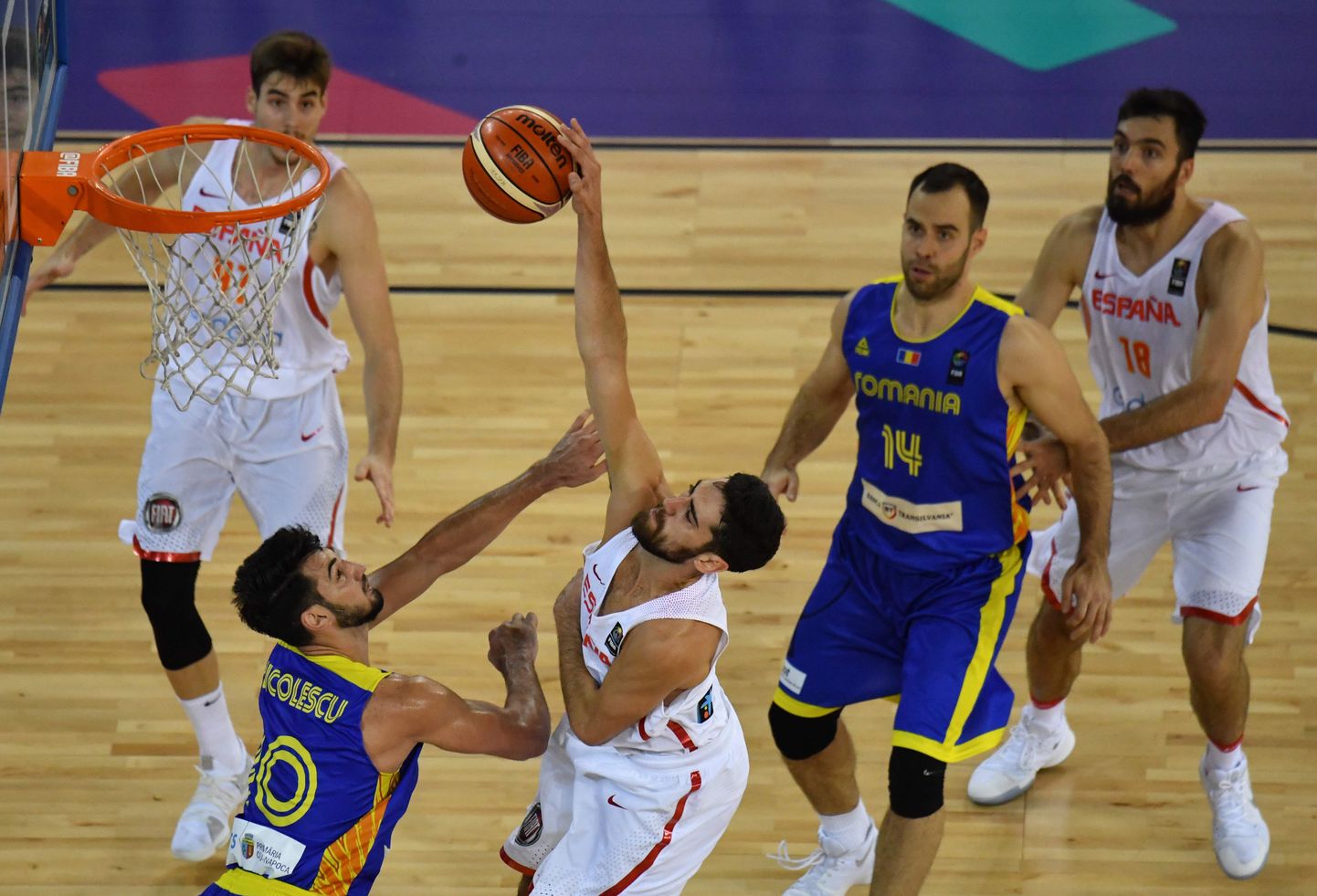 Hispaania korvpallikoondis teenis järjekordse suureskoorilise võidu.
