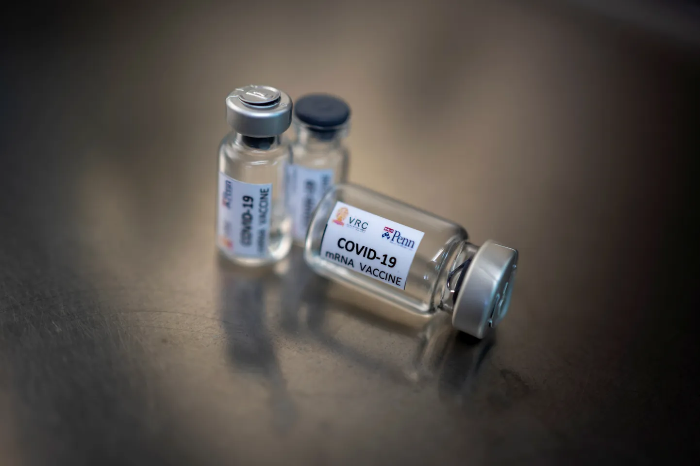 Covid-19 vaktsiini test.