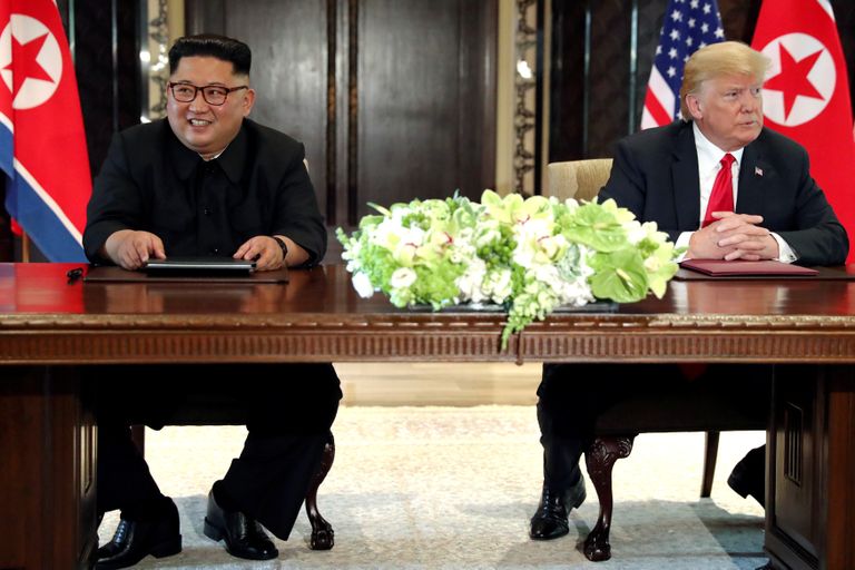 USA president Donald Trump (paremal) ja Põhja-Korea liider Kim Jong-un.