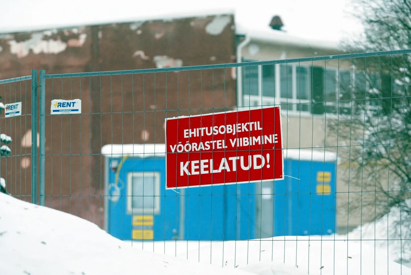 Rakvere reaalgümnaasiumi põhjalikuma ümberehitusega alustati 2010. aasta talvel. Küttesüsteem tehti korda juba varem.