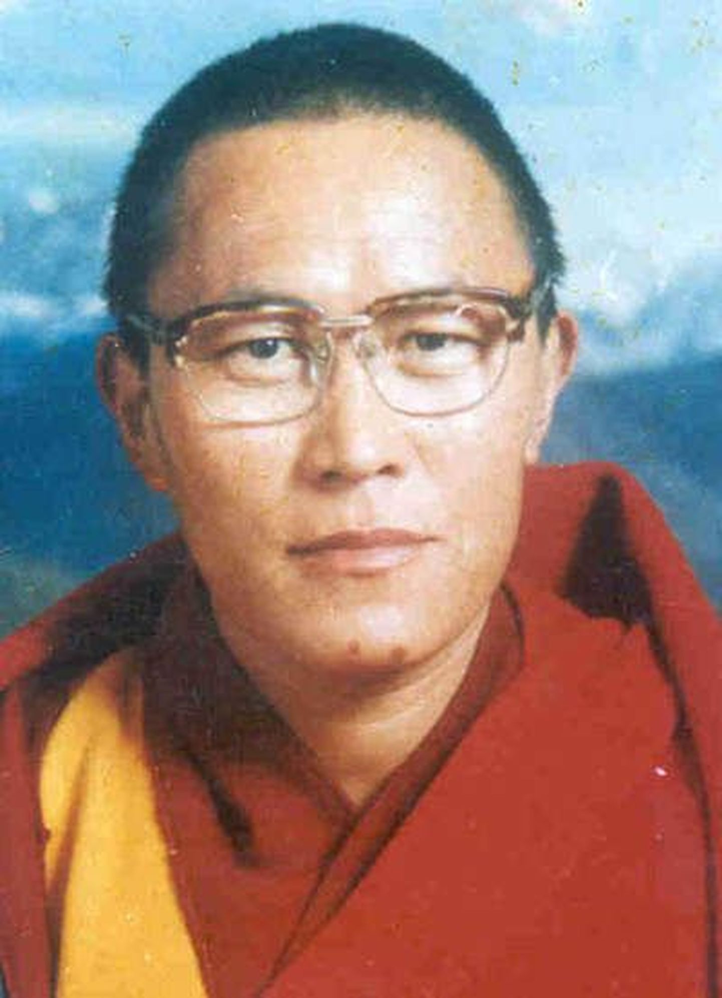 Tenzin Delek Rinpoche.