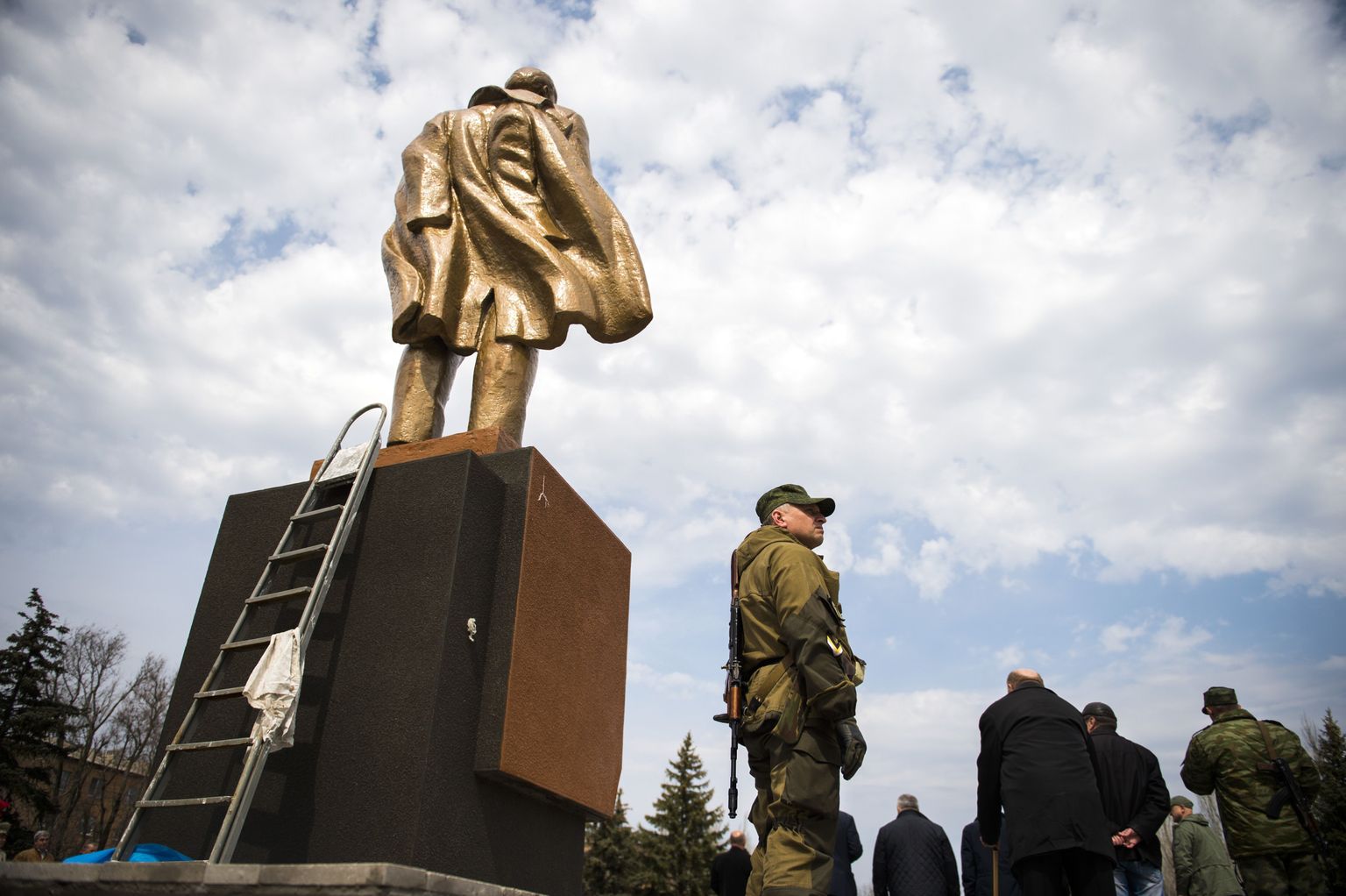 Täna toimus uue Lenini kuju avamine niinimetatud venemeelsete separatistide käes olevas Novoazovskis.
