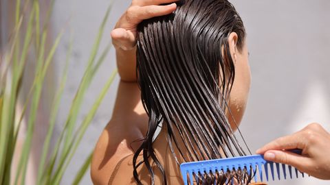 Kas populaarne TikToki trend parandab juukseid või on hoopis ohtlik?