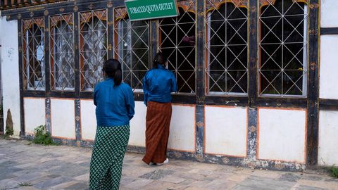 Bhutanis tühistati koroonaviiruse tõttu tubaka müügikeeld