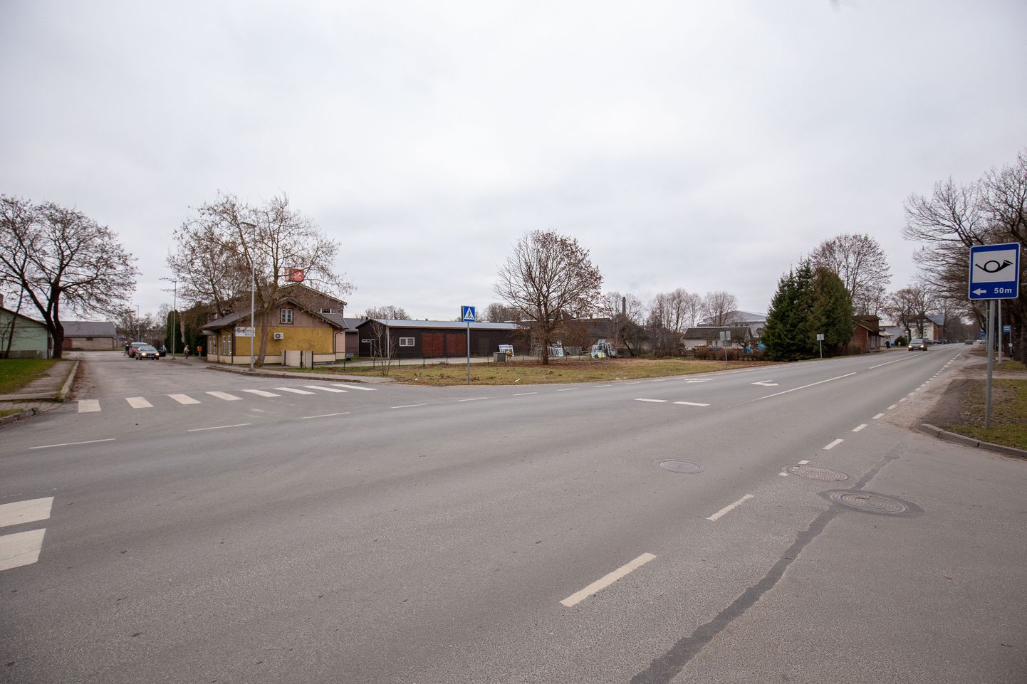 Järvamaa esimene autodele mõeldud selvepesula hakkab kevadel kerkima Paidesse Pärnu tänava äärde. Sama ristmiku läheduses asuvad ka  Maxima kauplus ja postkontor.