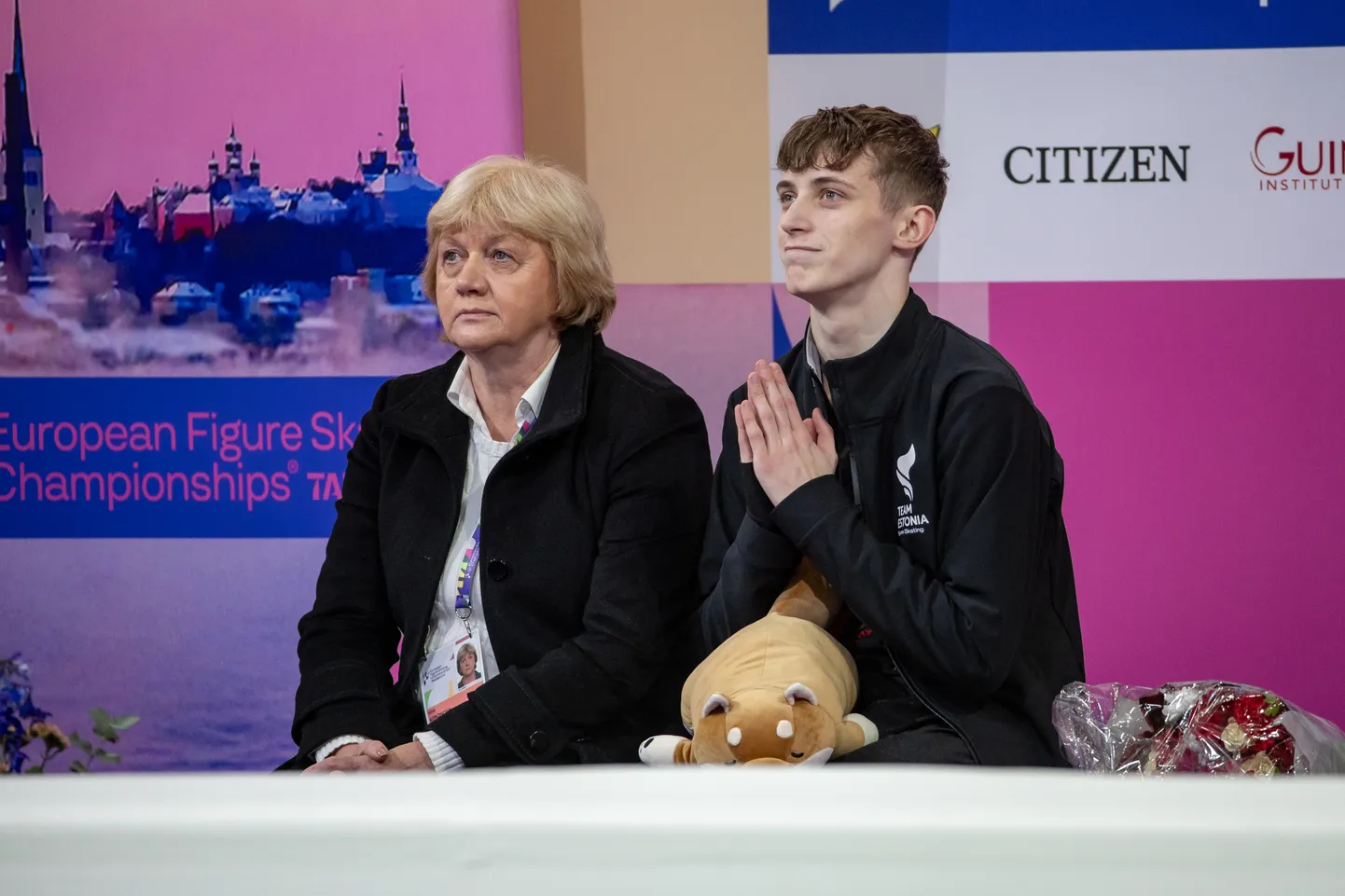 Treener Irina Kononova koos hoolealuse Mihhail Selevkoga punktisummat ootamas.