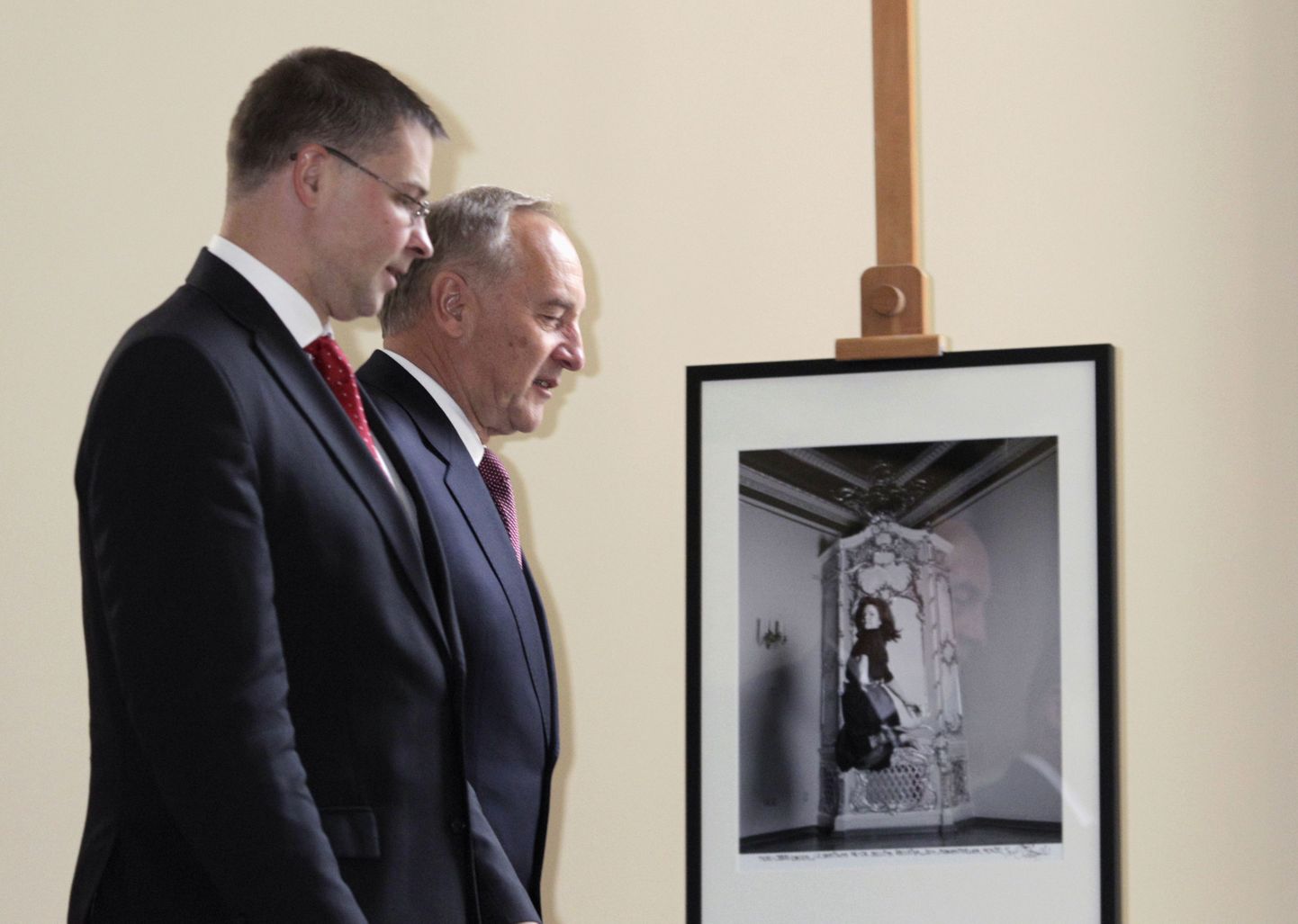 Läti president Andris Bērziņš (paremal) ja peaminister Valdis Dombrovskis mullu oktoobris.