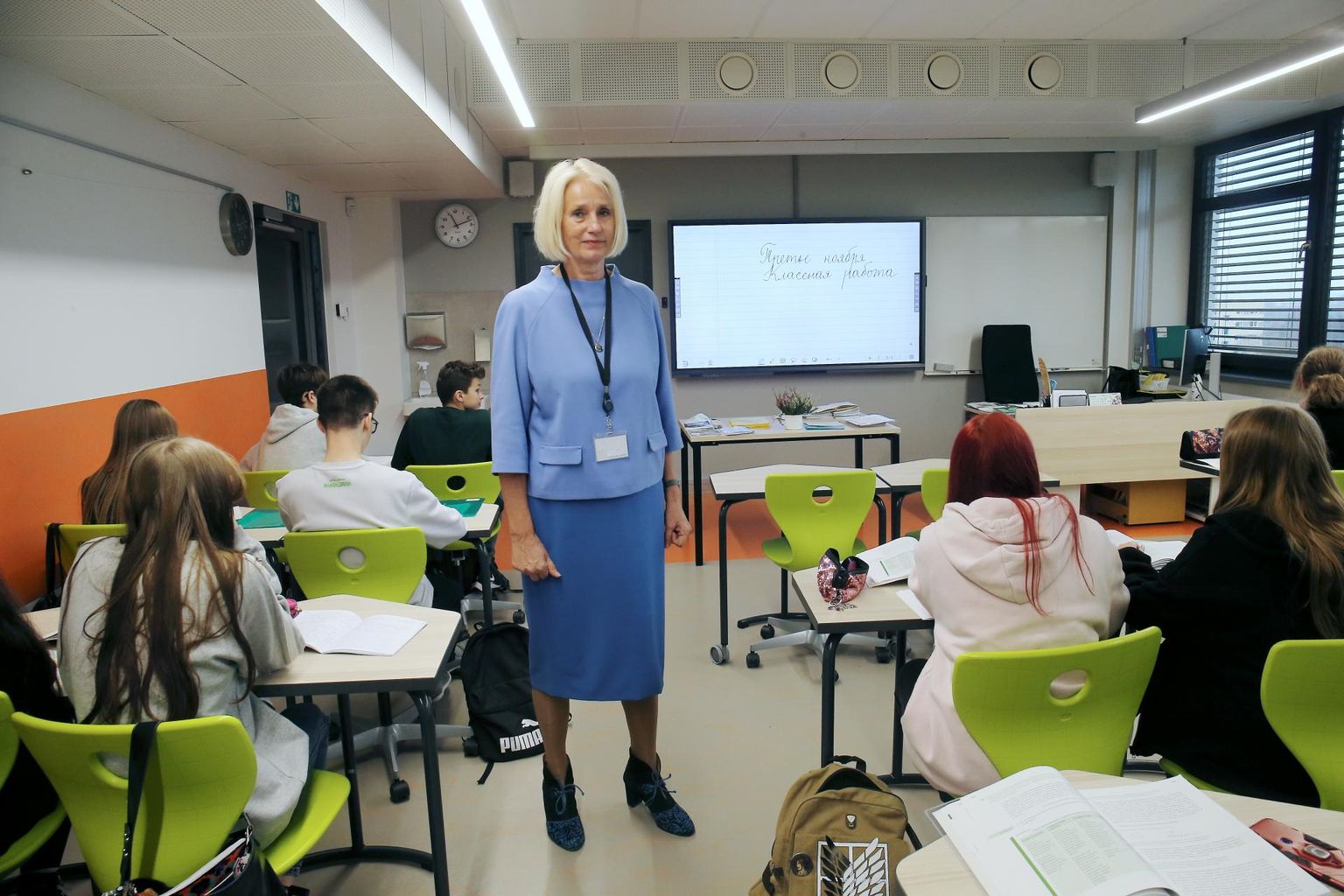 Annelinna gümnaasiumi direktor Hiie Asser tahaks täpsemalt teada, kuidas määratletakse eestikeelset haridust, missugune roll on edapidi vene emakeele õpetamisel ja missugune on tegevuskava.