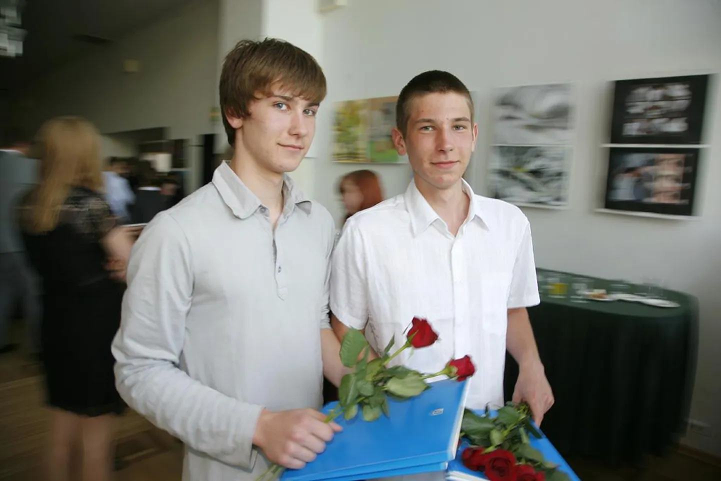 Reketloni MMil paarismängus hõbeda võitnud vennad Ken Kristjan Toomjõe (paremal) ja Andre Kristopher Toomjõe teevad igal nädalal läbi kõik reketloni alad ja pingutavad, et füüsilist vormi hoida.