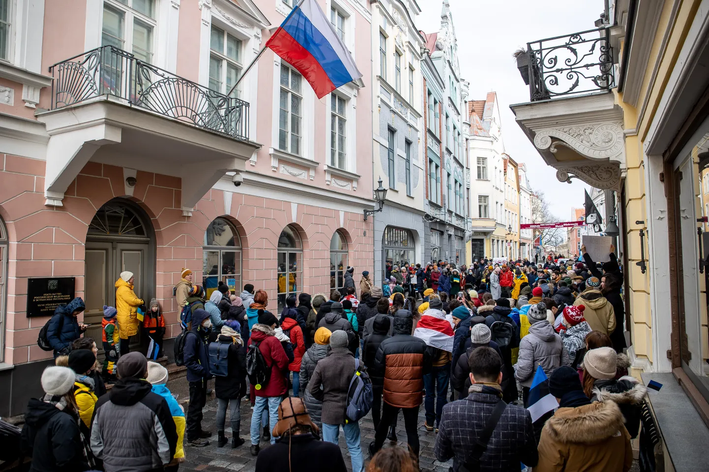 Meeleavaldus Ukraina toetuseks Vene saatkonna ees.