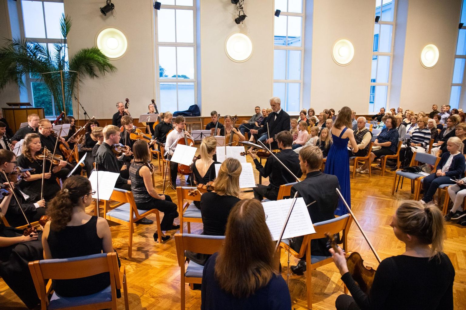 Virumaa Kammerorkester on Rakvere gümnaasiumis andnud kümneid kauneid kontserte.