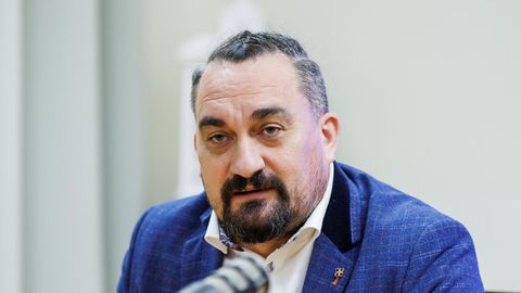 Vastseliina koolile valiti direktori kohusetäitja