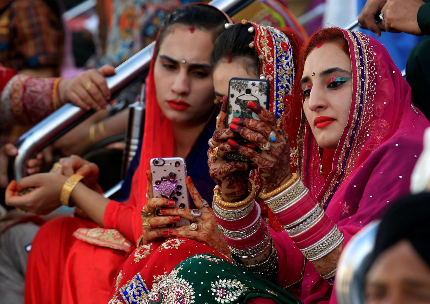 Pakistani naised usupühal.