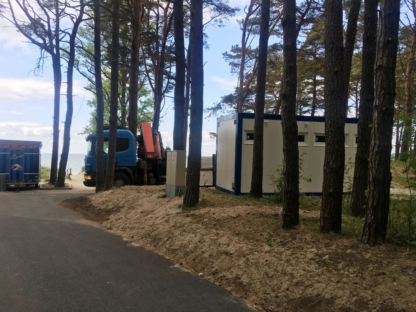 Sanitaarkonteiner Pirita rannas.
