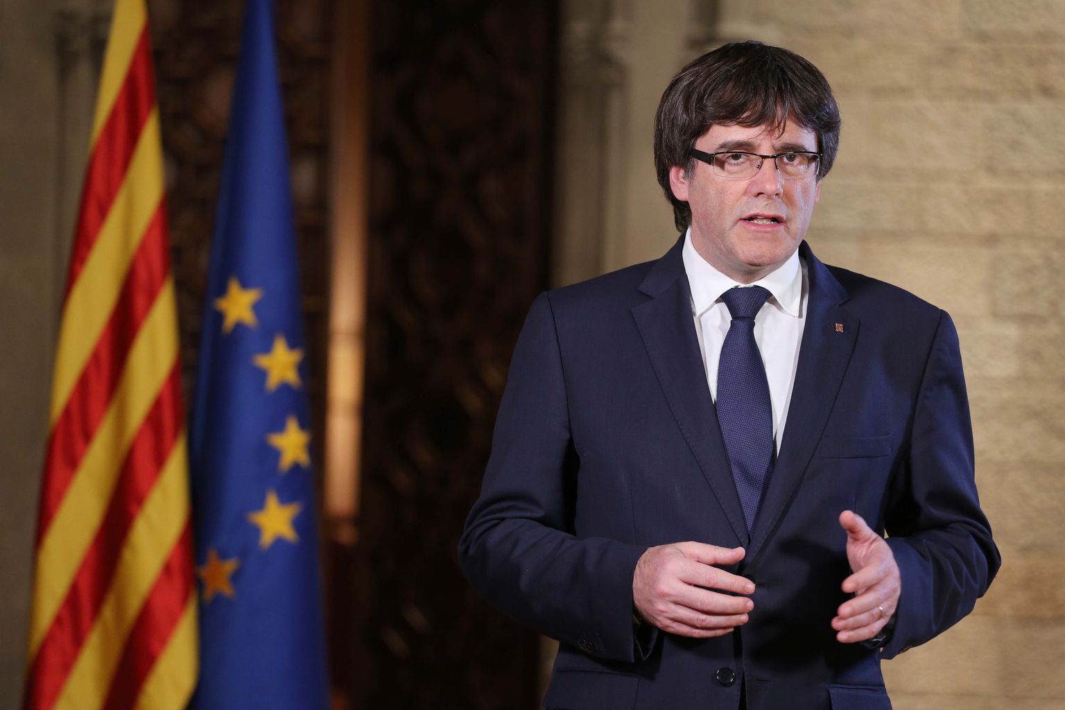 Kataloonia piirkonna president Carles Puigdemont saaks artikkel 155 ise peatada, kui ta kuulutaks välja erakorralised valimised.