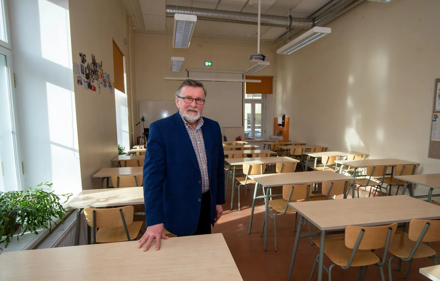 Helmer Jõgi on Poska gümnaasiumi juhtinud 2011. aastast.