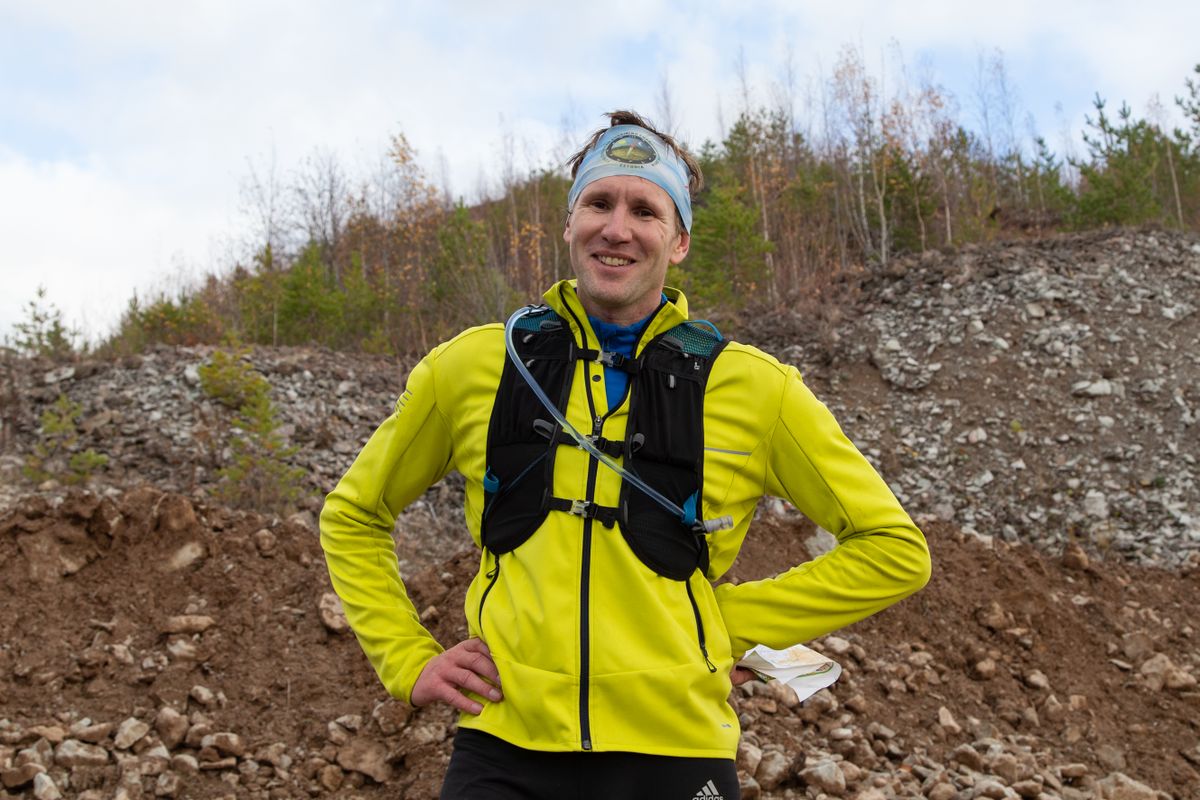 Enamiku aherainemägede tipust saab päris hea ülevaate piirkonnast, kinnitab Tanel Leisalu, kes ühel oktoobrikuisel laupäeval jooksis läbi 21 tehismäge.