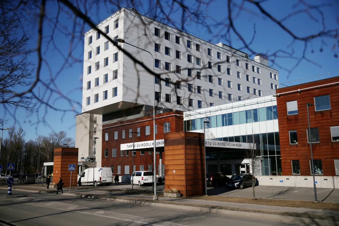 Tartu ülikooli kliinikumi peahoone.