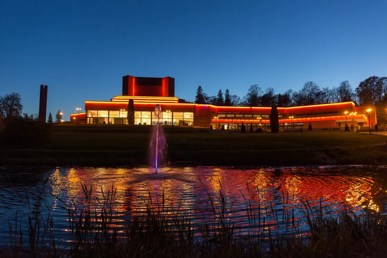 Ligi 100 000 külastajat leidis tänavu tee Ugala teatrisse.