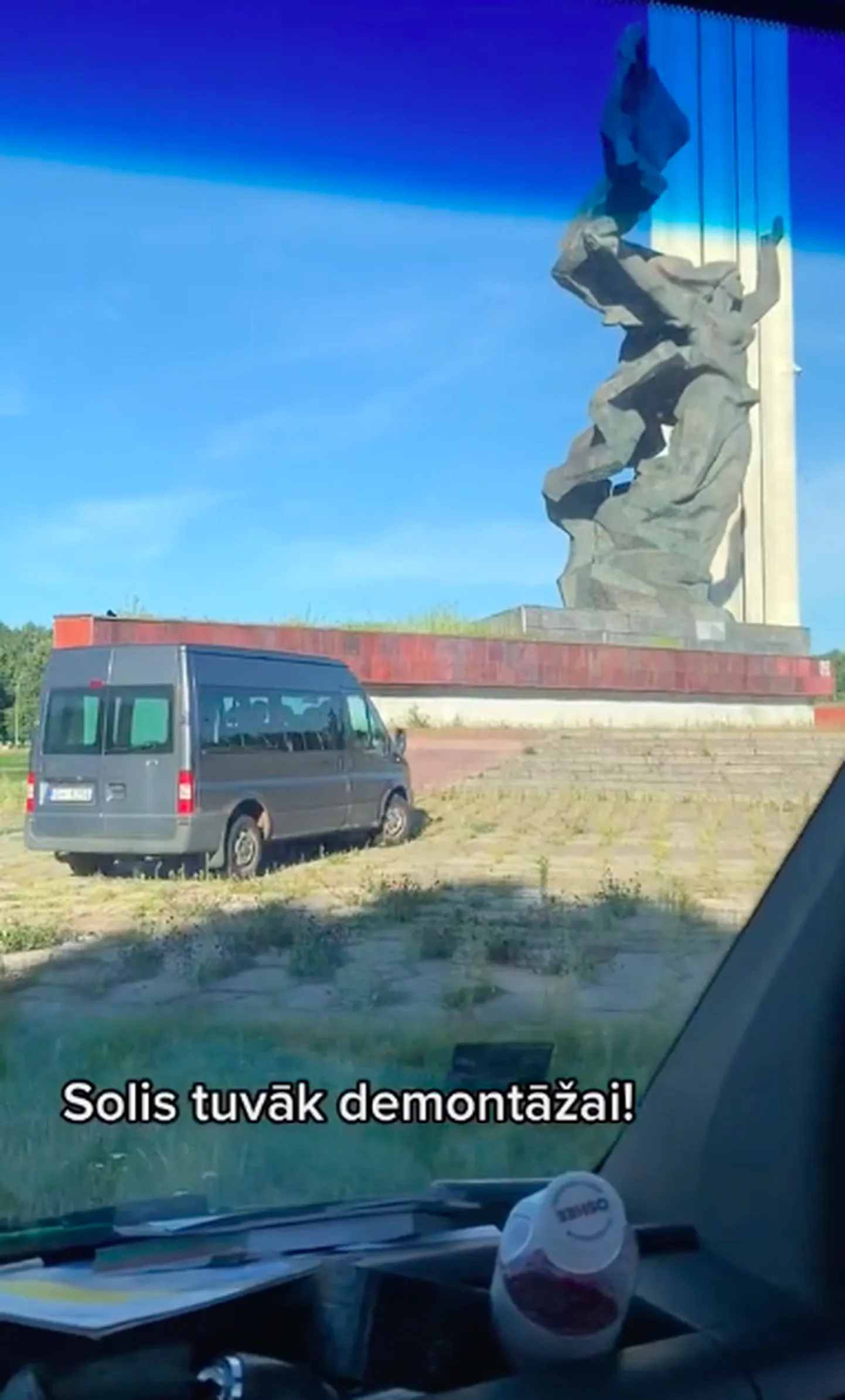 "Okupekļa" attīrīšana.