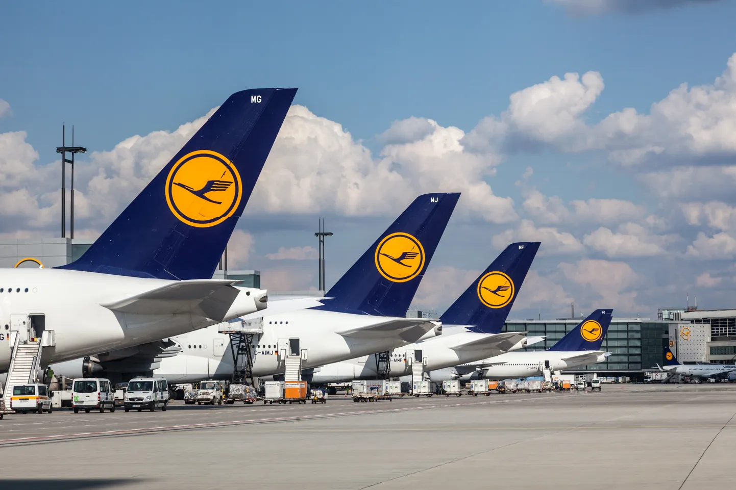 Lufthansa.