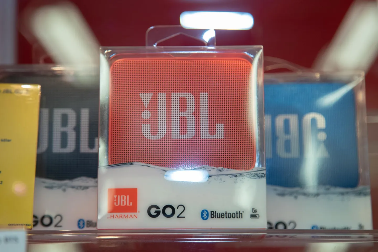 Vargad ihaldasid eelmisel nädalal Viljandis JBL-i tooteid.
