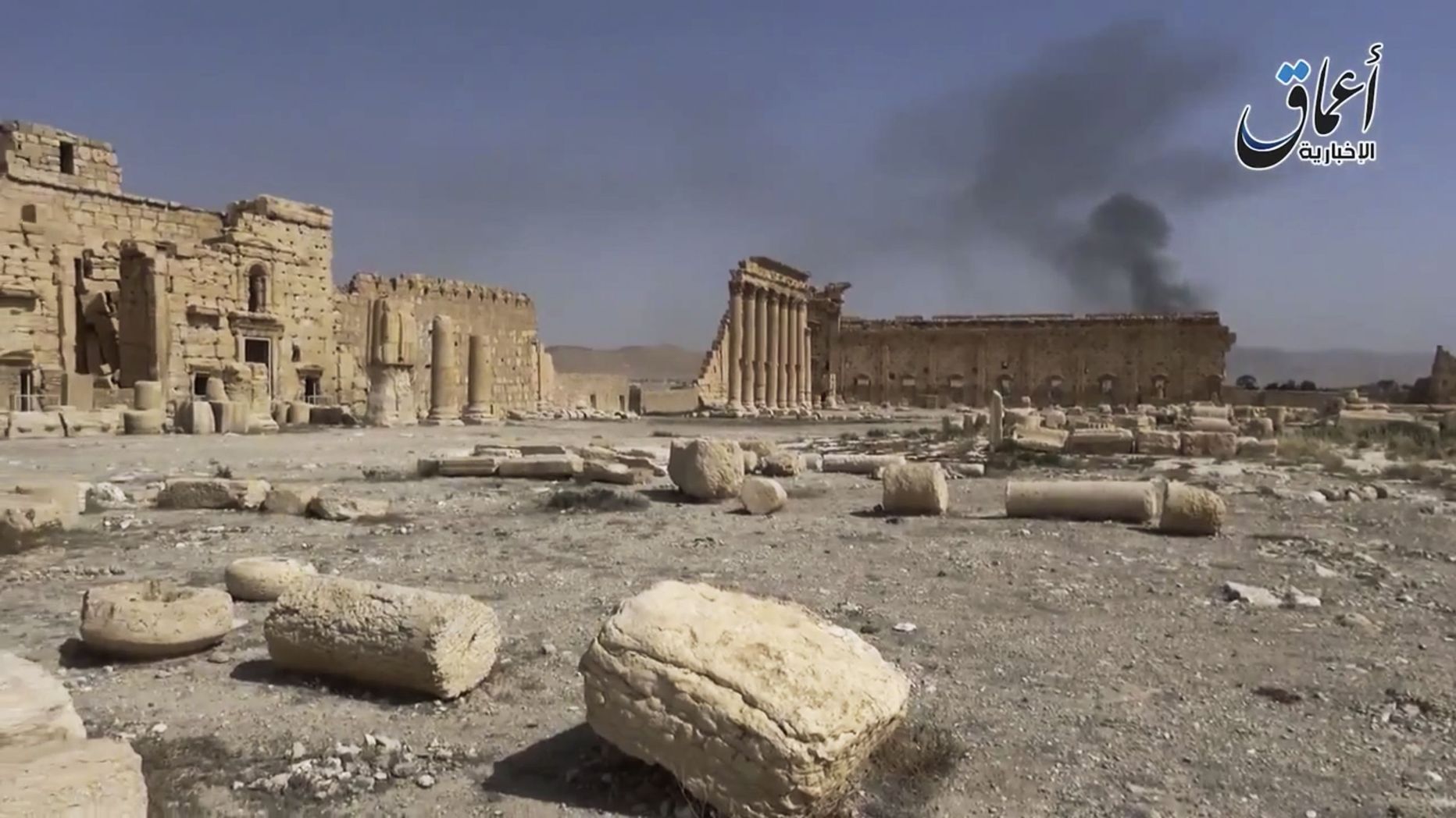 Palmyra. Pildil parmal poolel on näha lahingutegevust
