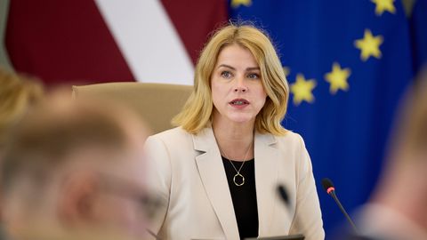 Latvijska reforma poklicnih pokojnin ne bo vplivala na tiste, ki že izpolnjujejo pogoje, poudarja premierka Siliņa