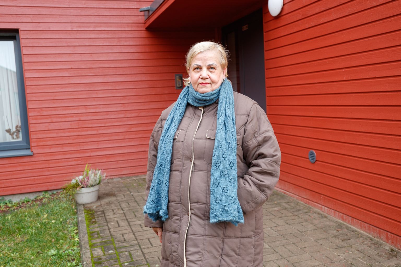 Tallinnas Hooldekodu teel asuva munitsipaalelamu elanik Sirje