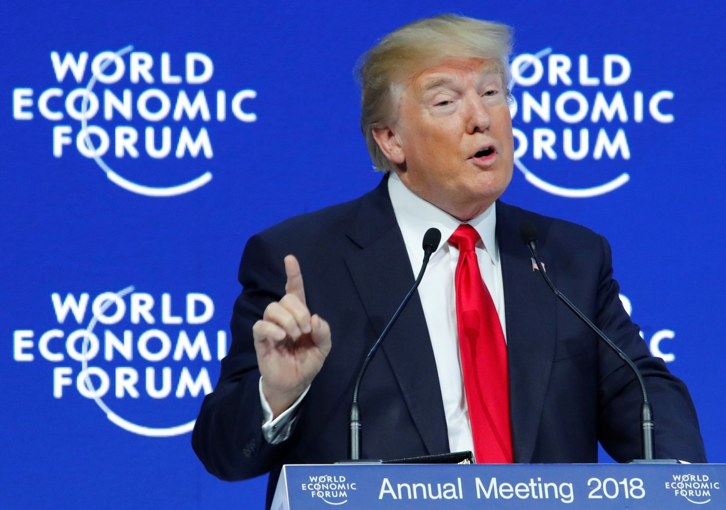 USA president Donald Trump Davosi majandusfoorumil kõnet pidamas.