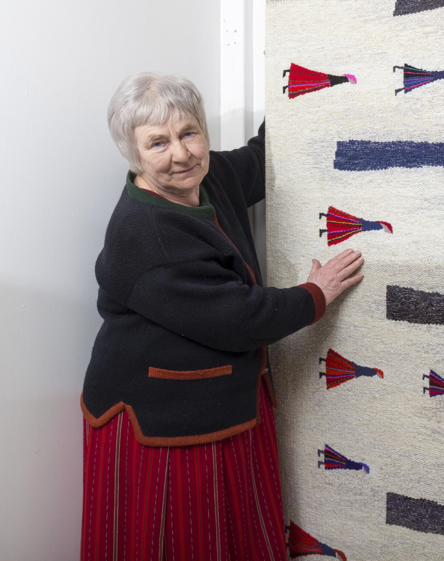 Tekstiilikunstnik akadeemik Anu Raud pälvis riikliku elutööpreemia.