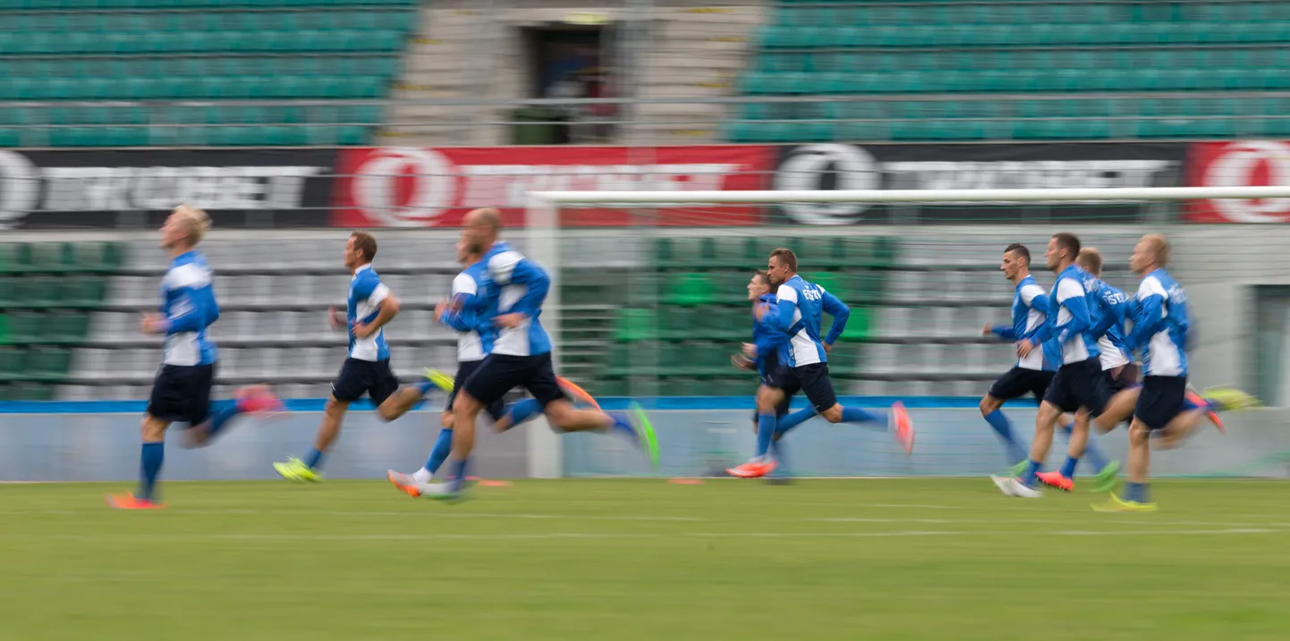 Vähemalt treeningutel on Eesti jalgpallikoondis saavutanud treenerit rahuldava taseme
