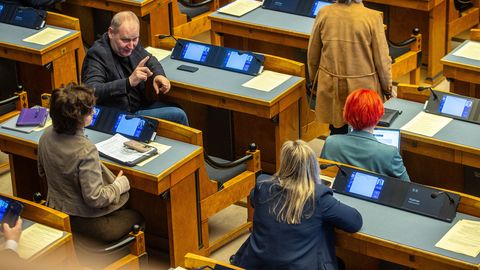Riigikogu võttis vastu kriisiolukorra ja riigikaitse seaduse eelnõu