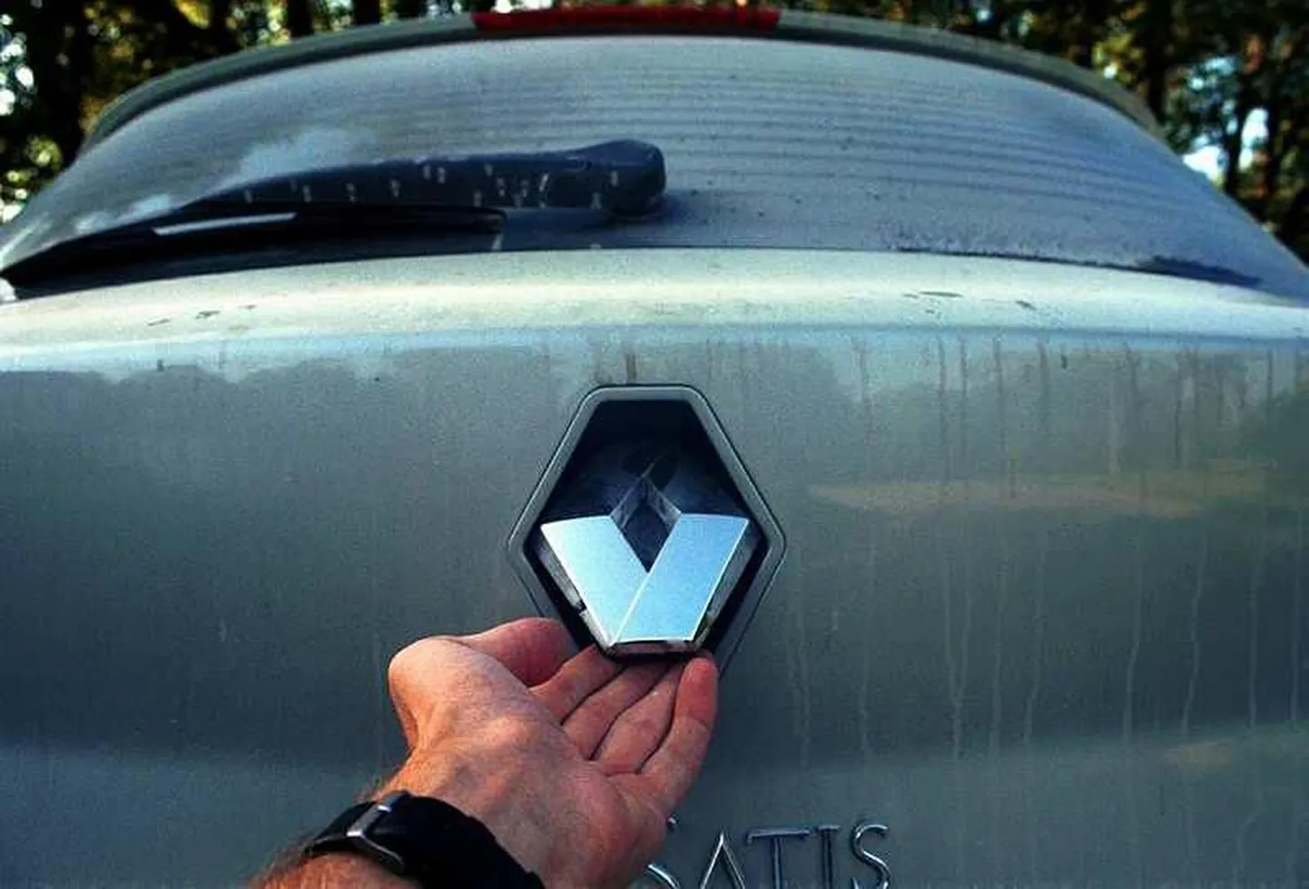 Renault avas Pärnus uue müügiesinduse.