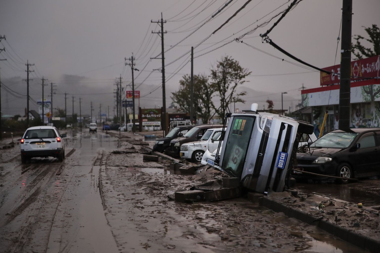 Последствия тайфуна "Хагибис" в Японии.