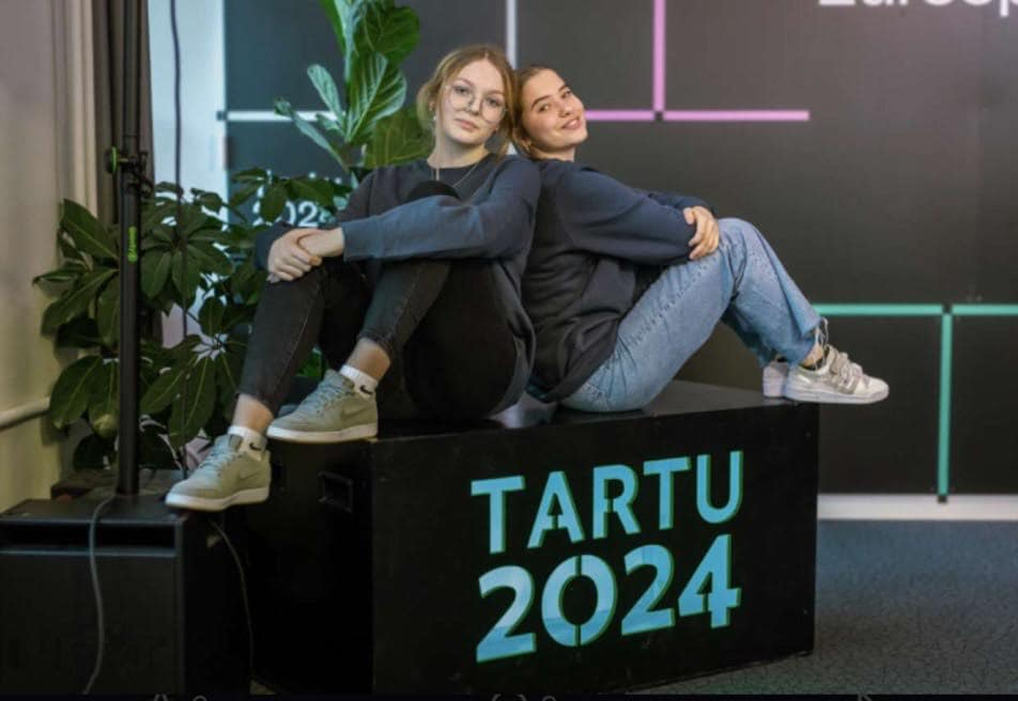 Ürituse eestvedajad on Helis Keero ja Claudia Mokrik Tartu 2024 noorteprogrammist.