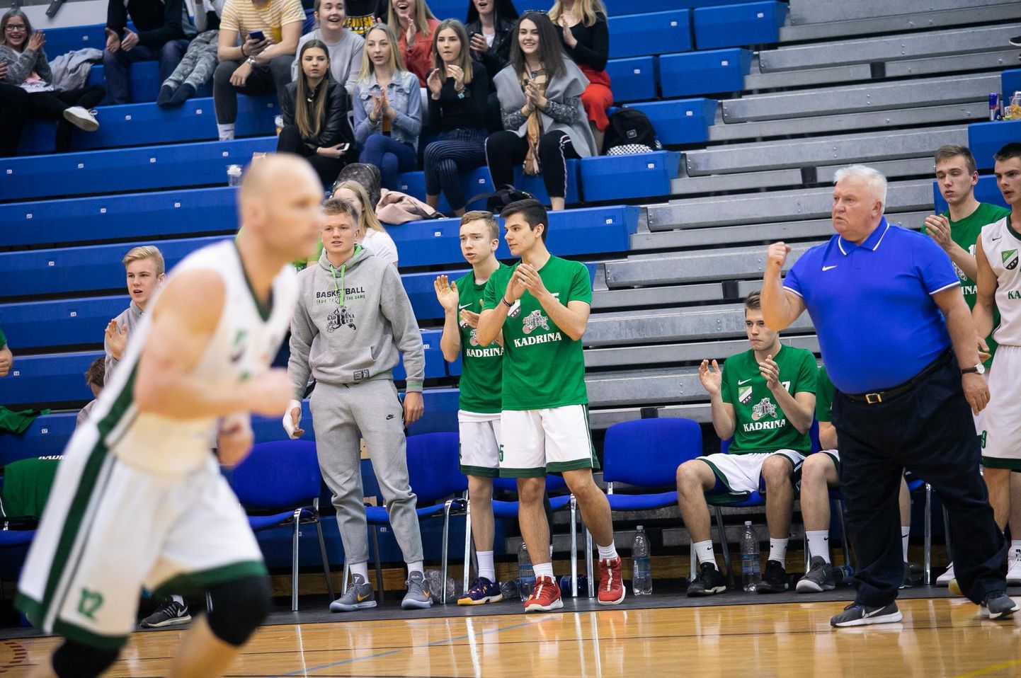 Kadrina Karud alustasid peatreener Andres Sõbra juhendamisel Eesti esiliiga korvpalli meistrivõistlusi väikese allajäämisega, kuid hooaeg on alles algusjärgus ja võidud ei jää kindlasti tulemata.