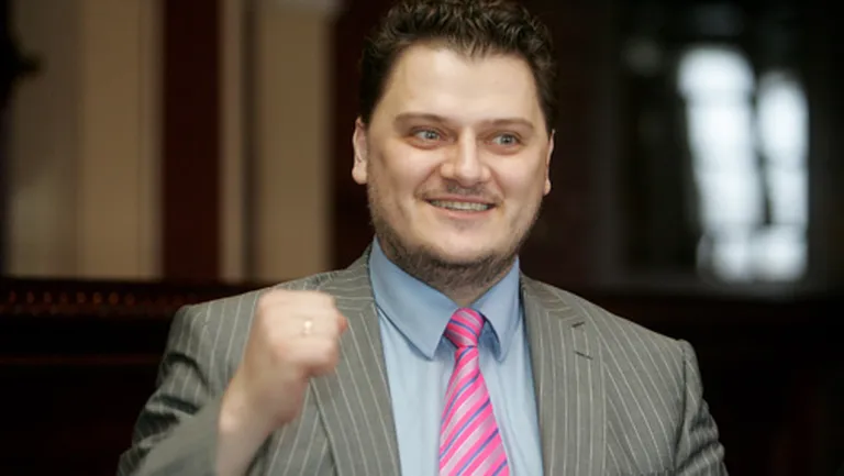 Siguldas Opermūzikas svētku galā koncertā piedalīsies skaistās balss īpašnieks Aleksandrs Antoņenko